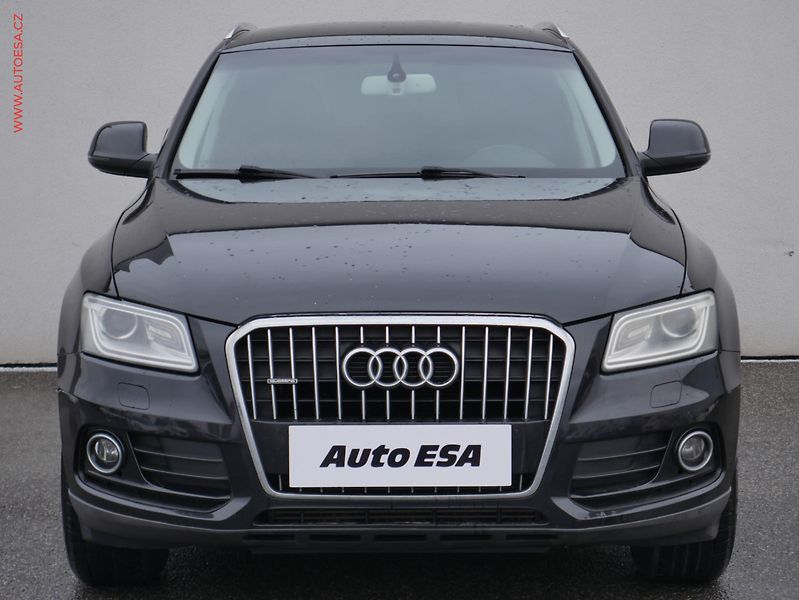Audi Q5 (2014) 2.0TDi Quattro, ČR, AT - fotka 2 z 26