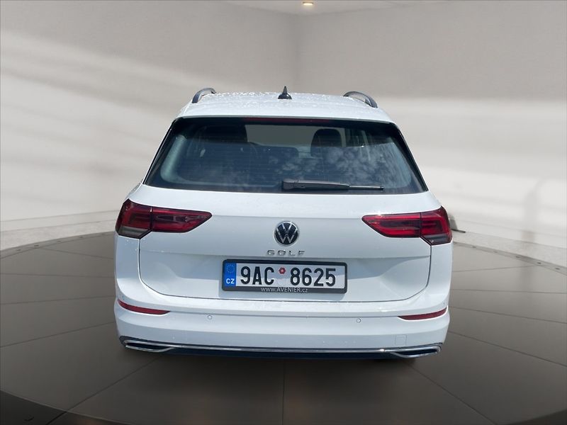 Volkswagen Golf 2,0 TDI 110 Style 5d - fotka 5 z 11