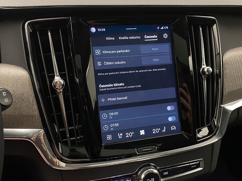Volvo V90 CC B6 AWD BRIGHT PLUS AUT CZ - fotka 43 z 63