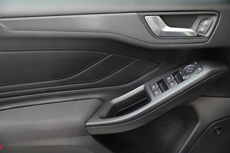 Ford Focus - fotka 12 z 25