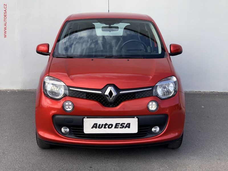 Renault Twingo (2019) 1.0 SCe CHIC, AC, tempo - fotka 2 z 3