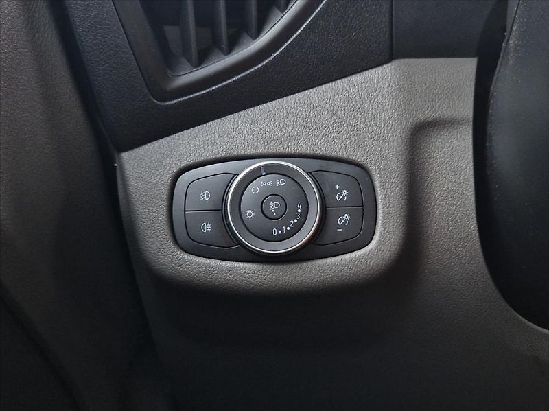 Ford Transit Connect 1,5 TDCi 73kW 5MÍST AC ČR - fotka 28 z 31