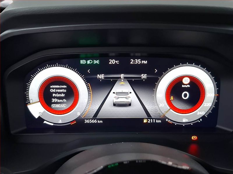 Nissan Qashqai (2022) 1.3 DIG-T - fotka 11 z 18