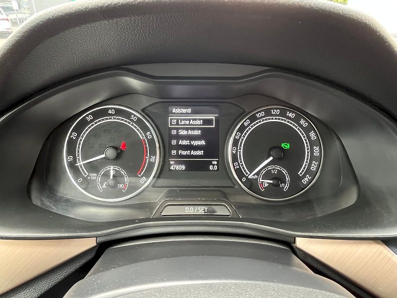 Škoda Kamiq (2022) 1.5 TSI 110 kW Style DSG - fotka 16 z 28