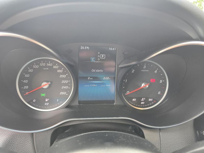 Mercedes-Benz Třídy C (2020) - fotka 8 z 19