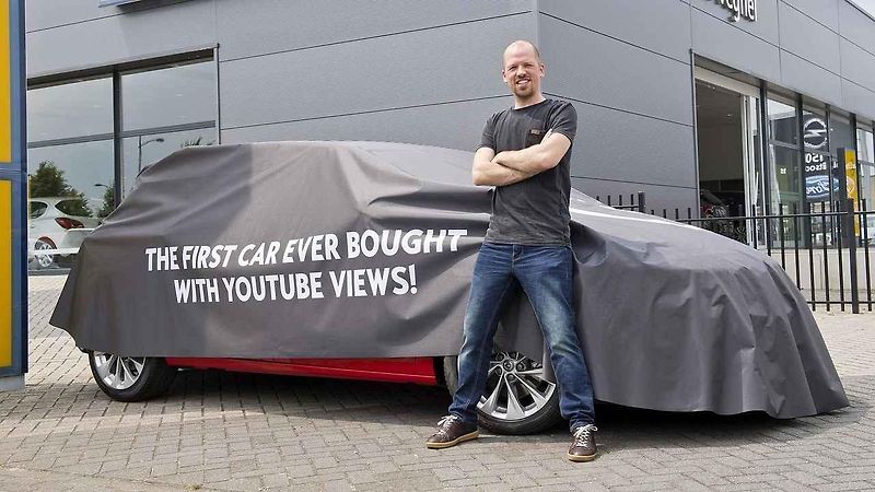 Yuri Schuurkes získal nový Opel Astra jen díky YouTube.