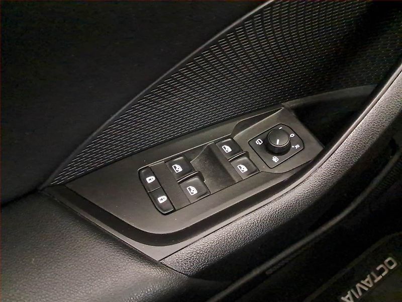 Škoda Octavia (2020) 1.5 TSI - fotka 22 z 22