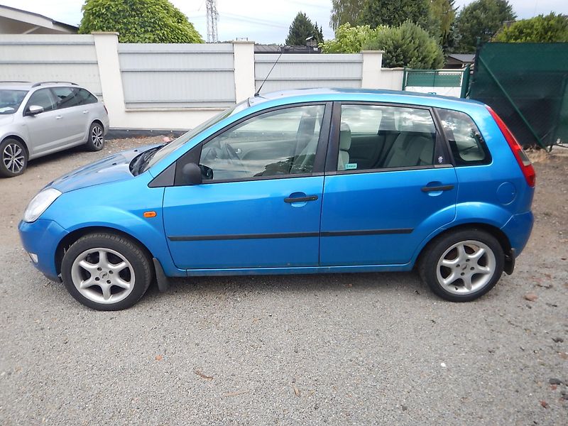 Ford Fiesta 1.4 TDCi, GHIA, KLIMA - fotka 1 z 25