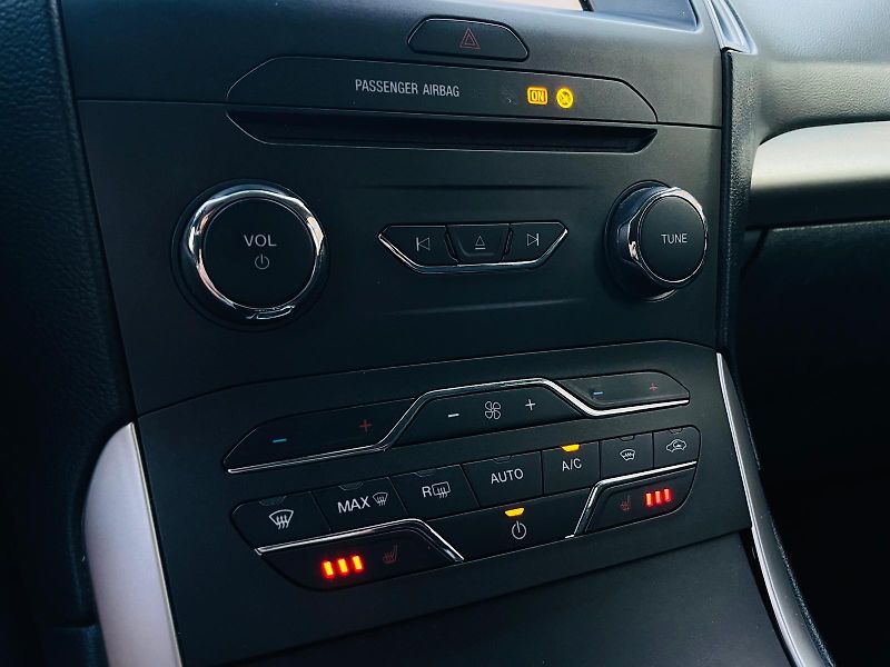 Ford S-MAX 2.0TDCi MANUÁL SERVISKA TAŽNÉ - fotka 40 z 46