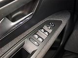 Peugeot 3008 (2019) 1.2 PureTech, ČR,1.maj - náhled 15