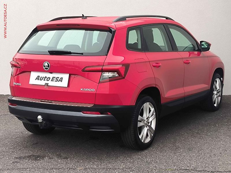 Škoda Karoq (2017) 1.5 TSi, Style, DSG, LED - fotka 4 z 24