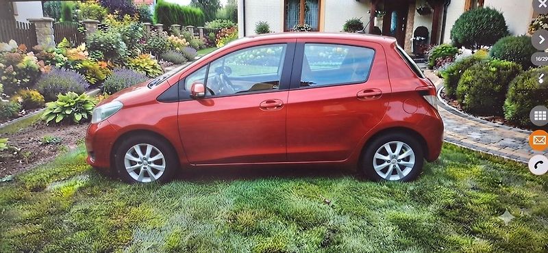 Toyota Yaris 1.0 VVT-i 51 kw - fotka 17 z 33