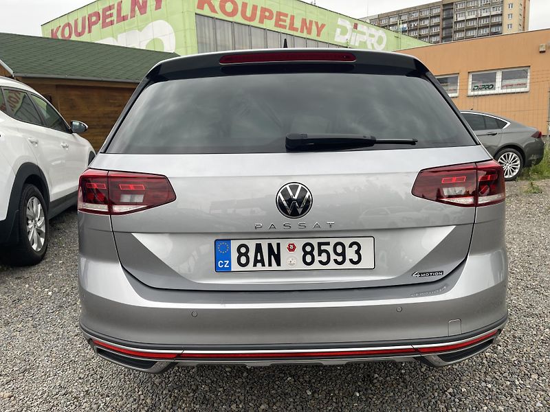 Volkswagen Passat Variant 2.0TDi Alltrack DSG 4x4 DPH ČR - fotka 13 z 42