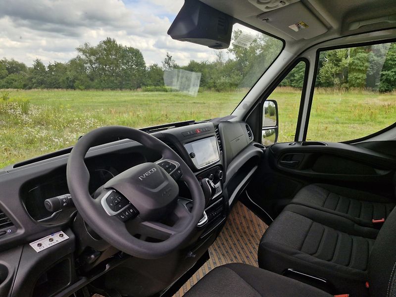 Iveco Daily (2026) 3.0 129kW/ B+E přestavba - fotka 7 z 12