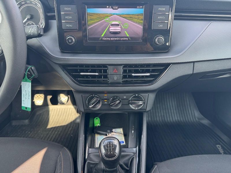 Škoda Kamiq (2023) AMBITION 1.0TSI 70kW CZ DPH - fotka 10 z 11