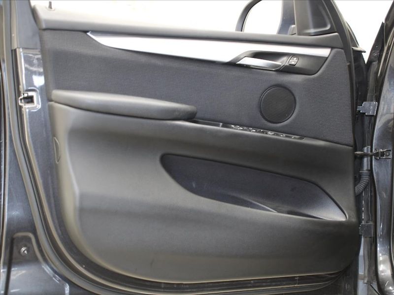 BMW X5 3,0 30d 190kW xDrive Tažné DPH - fotka 14 z 25