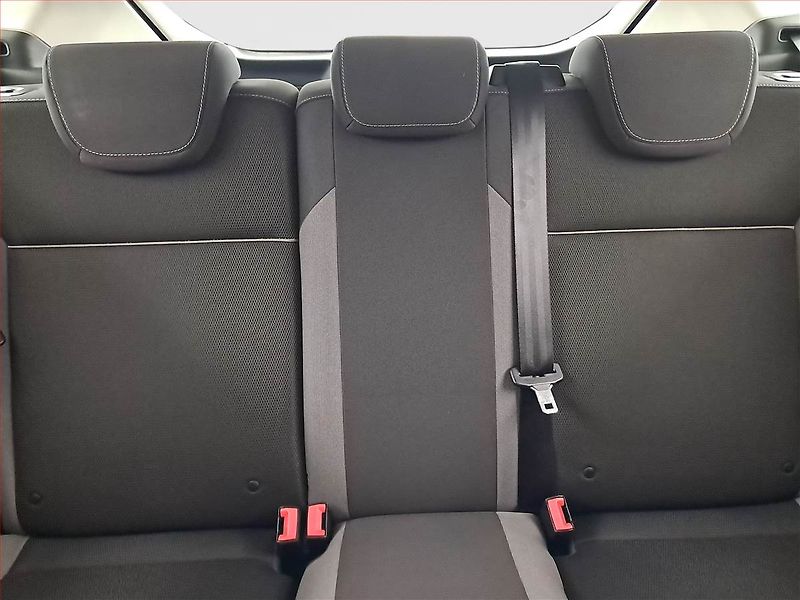 Ford Focus (2012) 1.6 TDCi, po STK, Tažné - fotka 10 z 18