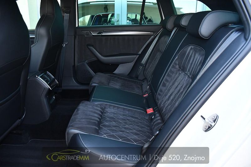 Škoda Superb 2,0TDI SPORTLINE 147KW DSG 4x4 - fotka 13 z 56