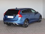 Volvo V60 (2018) R-Design D4 2.0, Automat, Kůže - náhled 3