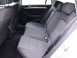 Volkswagen Passat 2,0 TDI 110kW DSG 1.Maj. DPH - náhled 15
