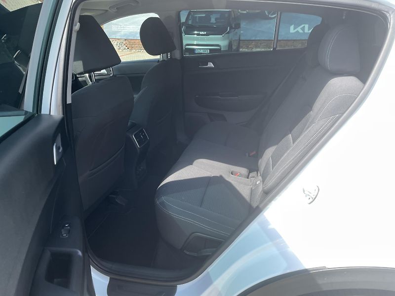 Kia Sportage (2018) 1,6 Gdi , ČR, Tažné          - fotka 16 z 18