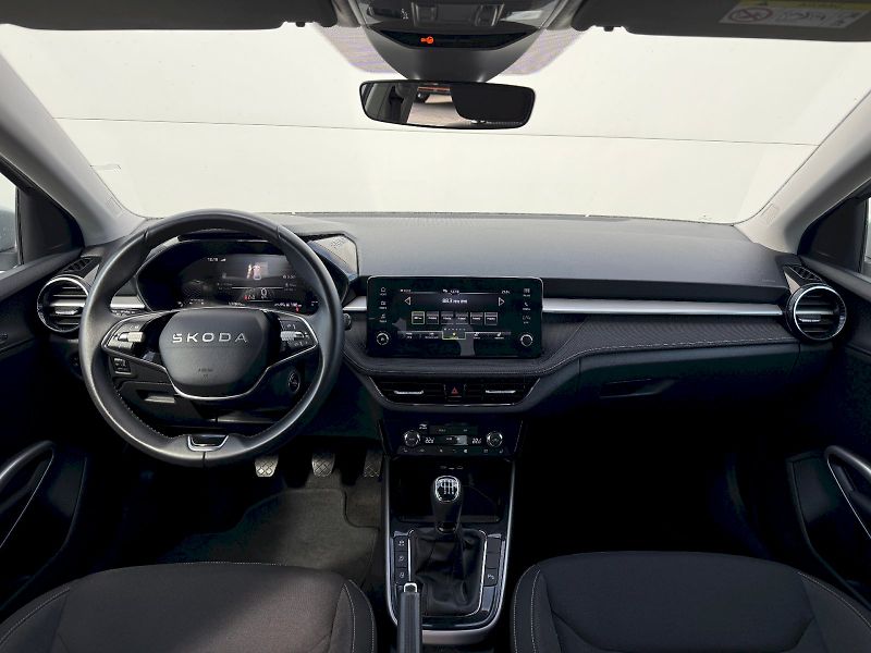 Škoda Fabia (2025) 1.0 TSI 85 kW TopSelection - fotka 5 z 21