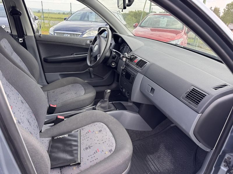Škoda Fabia I 1.2 12V,47 kW, 95 tis km - fotka 17 z 18