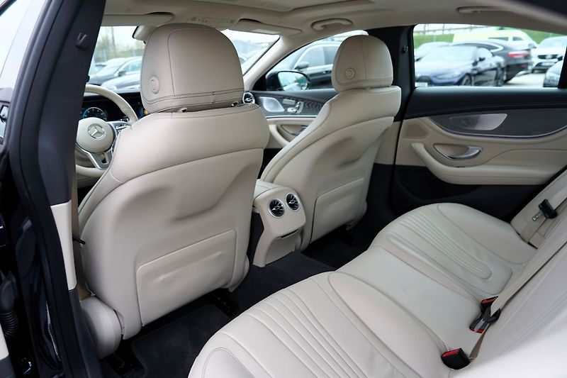 Mercedes-Benz CLS 450 AMG 4Matic/370 PS/Led - fotka 32 z 47