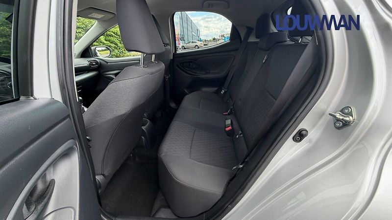 Toyota Yaris COMFORT STYLE TECH - fotka 12 z 18