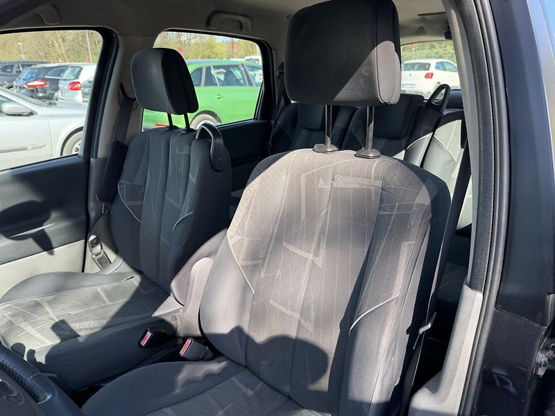Renault Grand Scénic 1.9DCi 7 MIST - fotka 14 z 20