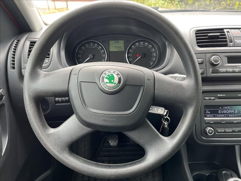 Škoda Roomster 1,2 TDi STYLE KLIMA ROZVODY - fotka 15 z 34
