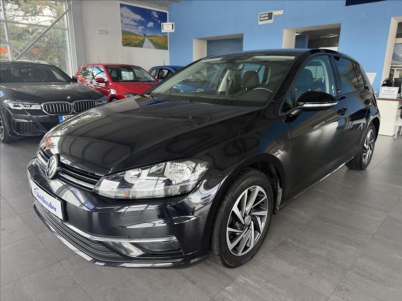 Volkswagen Golf 1,5   TSI 110kW,SOUND,SERVISKA - fotka 3 z 27