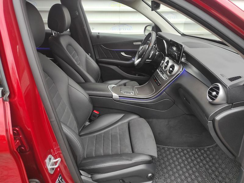 Mercedes-Benz GLC 220D  4matic - fotka 14 z 50