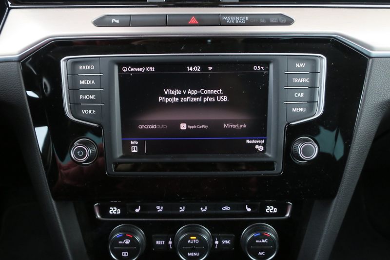 Volkswagen Passat (2017) 2.0TDI 140kW 4MOT DSG Highline - fotka 28 z 49