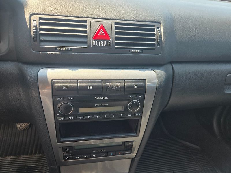 Škoda Octavia (2002) 1.8 TURBO Rozvody,Nová STK - fotka 12 z 27
