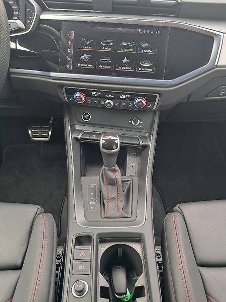Audi Q3 (2023) ADVANCED 40 S-tronic7 2.0 TFSI - fotka 15 z 29