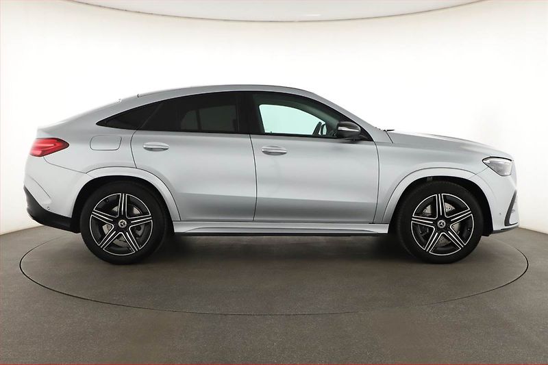 Mercedes-Benz GLE (2025) 450 d 4MATIC, AMG, VZDUCH - fotka 6 z 31