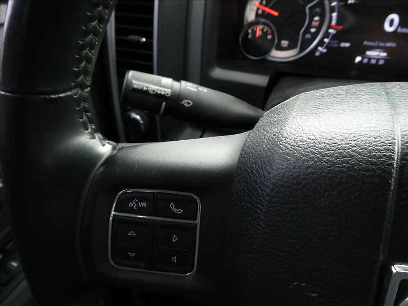 RAM 1500 5,7 HEMI Bighorn 295kW AT8 - fotka 26 z 35