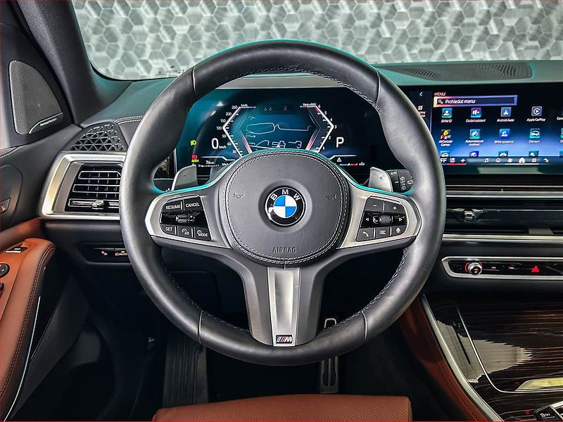 BMW X5 (2025) xDrive30d - fotka 16 z 23