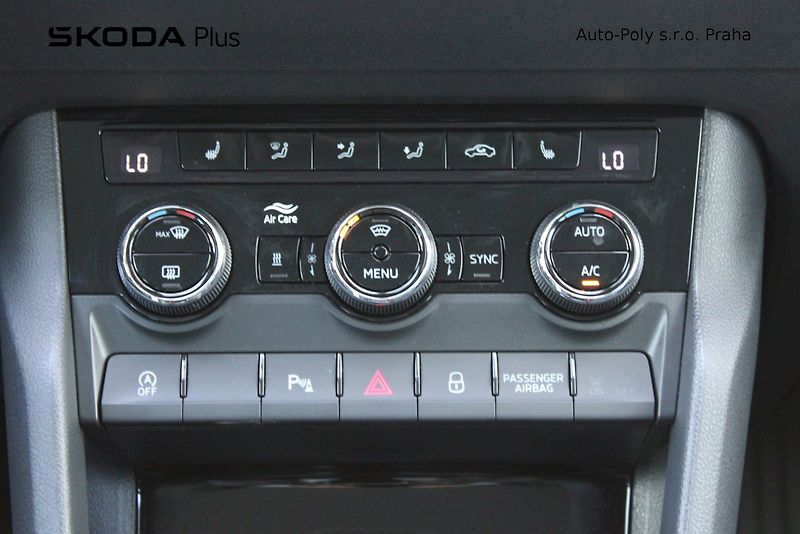Škoda Karoq (2022) Style 2.0 TDI 110kw A7A DSG - fotka 16 z 25