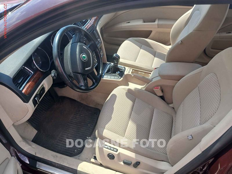 Škoda Superb (2009) 1.4 TSI, ČR, Elegance, bixen - fotka 3 z 3