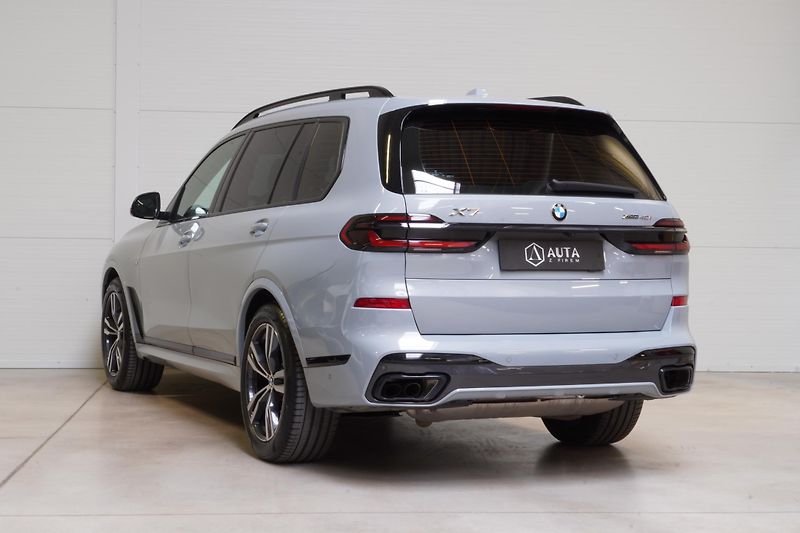 BMW X7 Xdrive40i,M-paket,ČR,1.M,Tažné - fotka 8 z 41