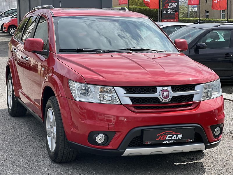 Fiat Freemont 2.0MJT 4x4 AUTOMAT 7MÍST KŮŽE  - fotka 3 z 50