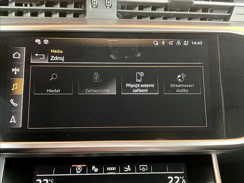 Audi A7 2,0 45 TFSi / QUATTRO / S-LINE - fotka 30 z 52