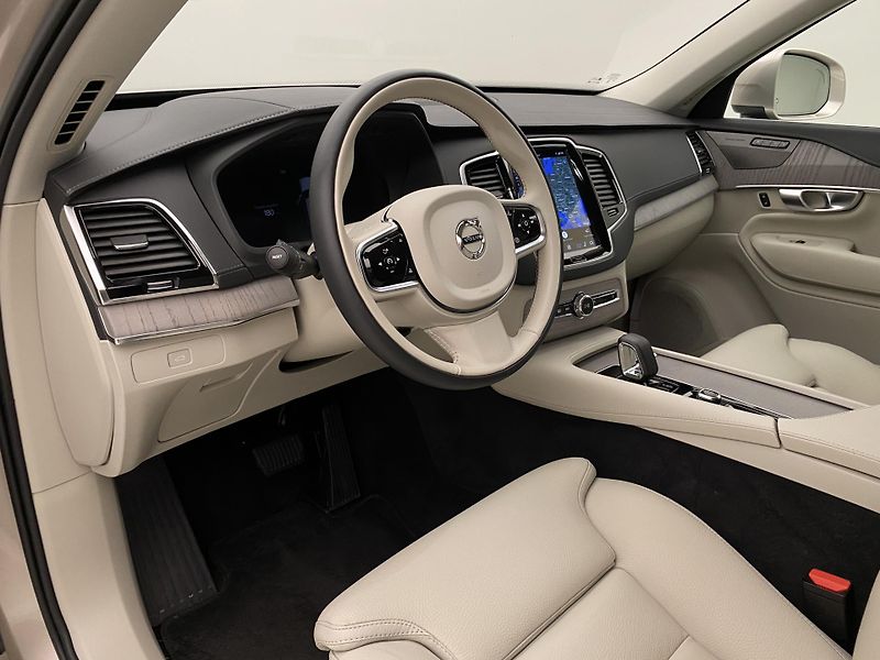 Volvo XC90 B5 AWD BRIGHT PLUS AUT CZ 7m - fotka 4 z 64