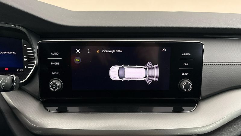 Škoda Octavia 2.0 TDI Ambition Combi - fotka 12 z 26
