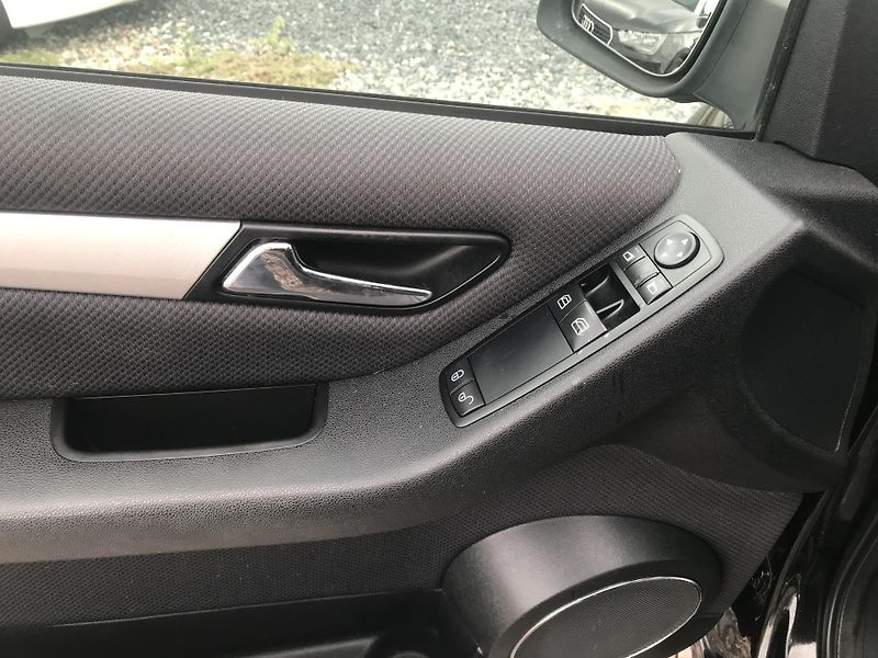 Mercedes-Benz Třídy A - fotka 7 z 15