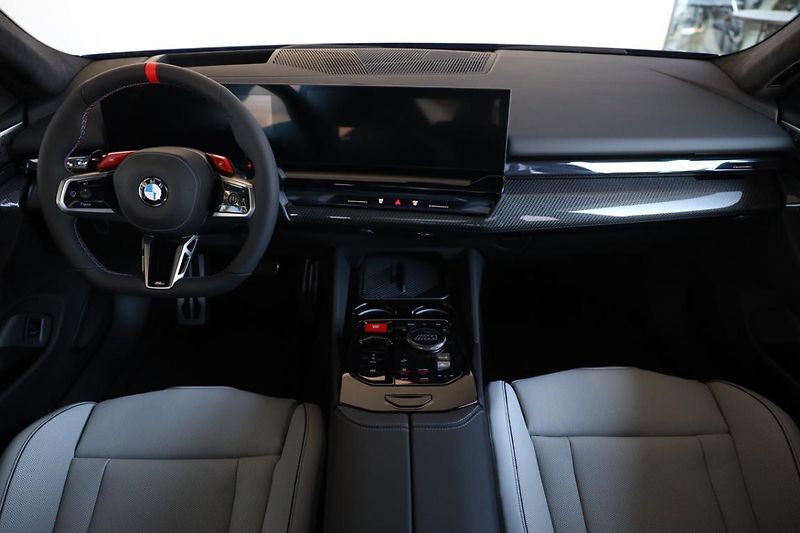 BMW M5 - fotka 5 z 20