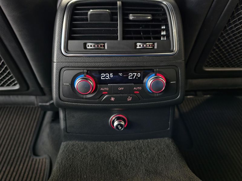 Audi A6 Allroad 3.0 TDi 160kW QUATTRO, MATRIX  - fotka 23 z 27