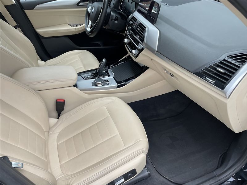 BMW X3 xDrive20d M SPORT,ČR.1.MAJ. - fotka 29 z 40